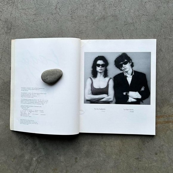 90S LADY: LISA LYON BLACK & WHIHTE PHOTOGRAPHY BOOK BY ROBERT MAPPLETHORPE - Picture 3 of 7